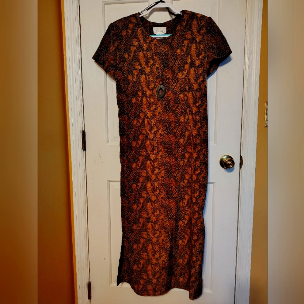 Women's dress